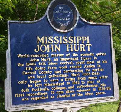 La targa dedicata a Mississippi John Hurt ad Avalon